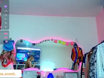 Stripchat Sex Chat of caroline_cossei