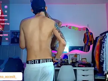 Stripchat Best live sex cam show of caroline_cossei