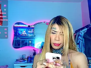 Stripchat Watch Live Sex Cams of caroline_cossei