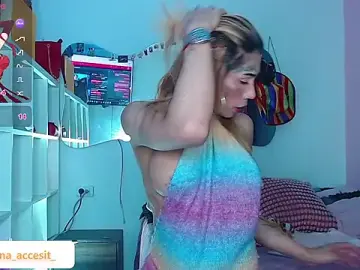 Stripchat Live Porn of caroline_cossei