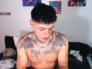 Stripchat Live Porn of danilohot_19