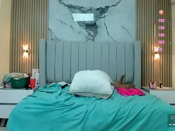 Stripchat Sex Cam of MAGIEVANS1