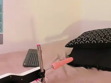 Stripchat Free Porn Cam of Tomy_Rox