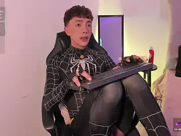 Stripchat Free Porn Cam of Tomy_Rox