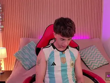 Stripchat Adult Video Chat of Tomy_Rox