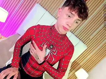 Stripchat Free Porn Cam of Tomy_Rox