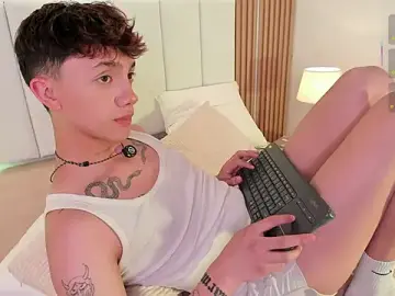 Stripchat Free Live Porn of Tomy_Rox