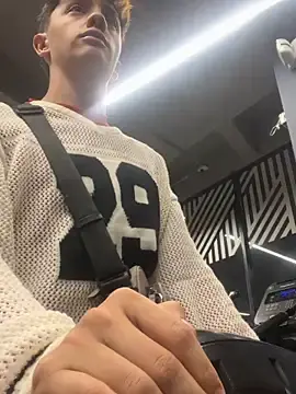 Stripchat Live Sex of Tomy_Rox