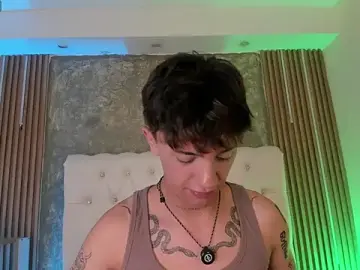 Stripchat Live Sex of Tomy_Rox