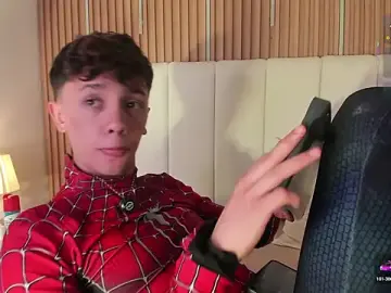 Stripchat Adult Webcam of Tomy_Rox