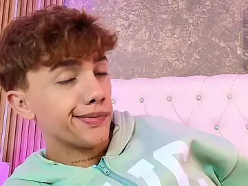 Stripchat Best Webcam of Tomy_Rox