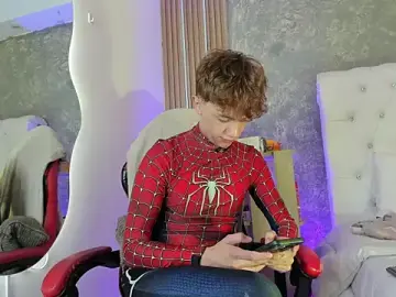 Stripchat Free Porn Cam of Tomy_Rox