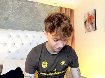 Stripchat Free Porn Cam of Tomy_Rox