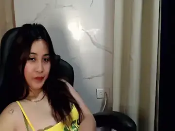 Stripchat Adult Webcam of _Bellatrixy_