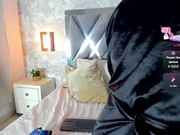 Stripchat Free Porn Cam of alina_stark