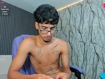 Stripchat Live Sex of allens_joe