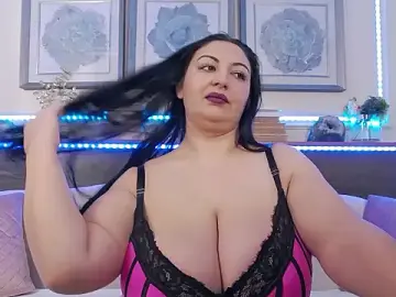 Stripchat Sex Chat of BustyEva_