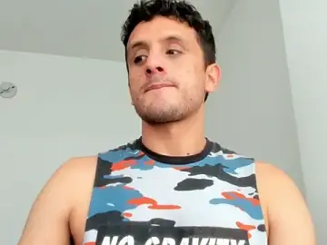 Stripchat Sex Cam of CorbinxHalle