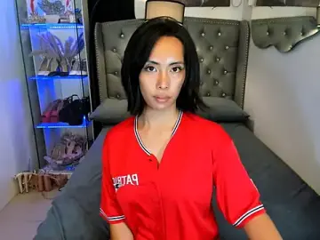 Stripchat Best live sex cam show of reighnempress