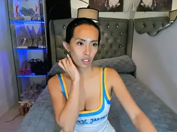 Stripchat Sex Cam of reighnempress
