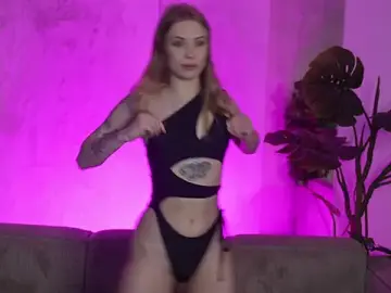 Stripchat Live Sex Cam of Angy_Netal