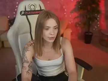 Stripchat Free Live Porn of Angy_Netal