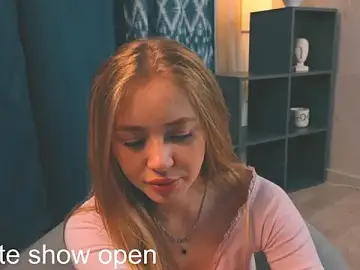 Stripchat Sex Cam of Anna_mileer