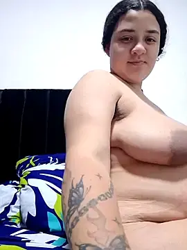 Stripchat Live Sex Cam of Liancy