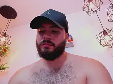 Stripchat Watch Live Sex Cams of SebastianVilla_