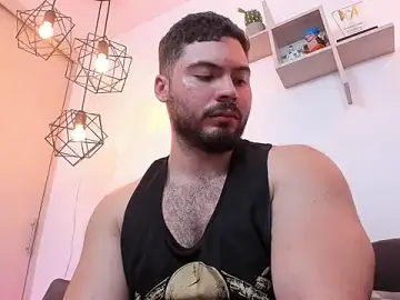 Stripchat Free Live Porn of SebastianVilla_