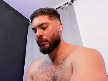 Stripchat Live Porn of SebastianVilla_