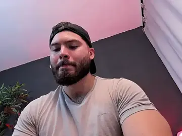 Stripchat Adult Webcam of SebastianVilla_