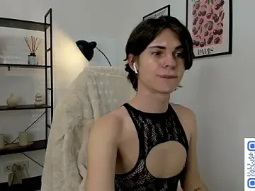 Stripchat Best live sex cam show of little_femb0y