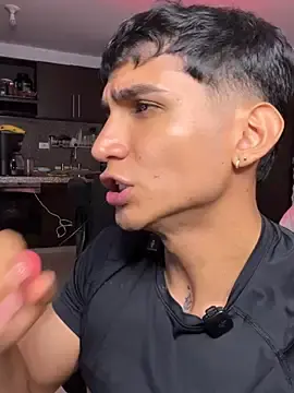 Stripchat Best live sex cam show of muscle_boyhorny