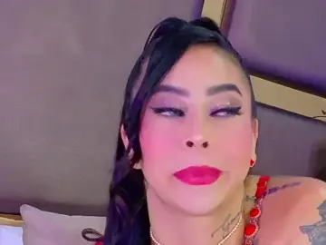 Stripchat Nude Webcam of GiahDaniels