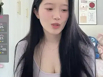 Stripchat Live Porn of --bee--