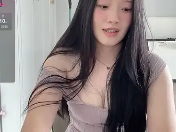 Stripchat Sex Chat of --bee--