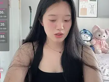 Stripchat Nude Webcam of --bee--
