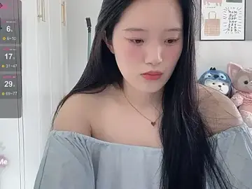 Stripchat Sex Chat of --bee--