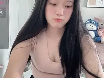 Stripchat Free Porn Cam of --bee--