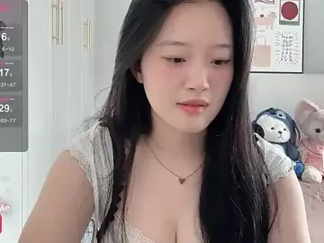 Stripchat Free Live Porn of --bee--