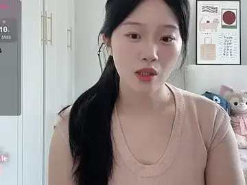 Stripchat Best live sex cam show of --bee--
