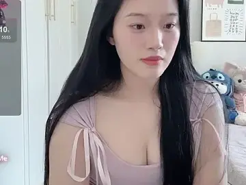 Stripchat Sex Cam of --bee--