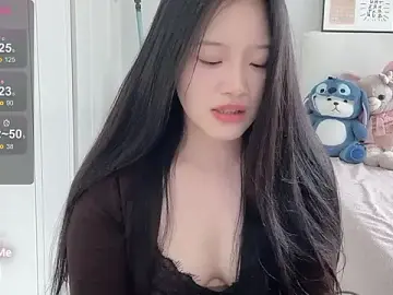 Stripchat Nude Webcam of --bee--