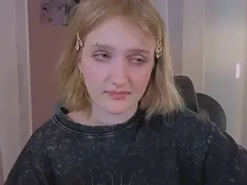 Stripchat Free Live Porn of ELLIEJAY