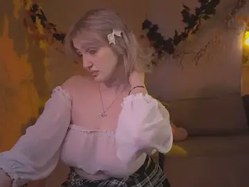 Stripchat Live Porn of ELLIEJAY