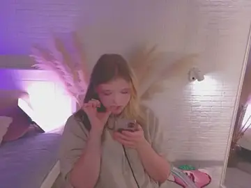 Stripchat Live Sex of Crazy_Wine
