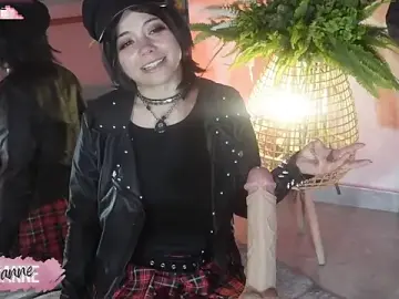 Stripchat Watch Live Sex Cams of Loidjanne