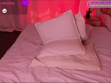 Stripchat Live Sex Cam of Megan_browns1