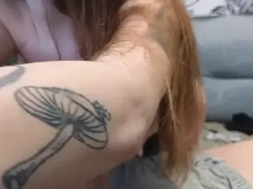 Stripchat Free Porn Cam of charlie_din